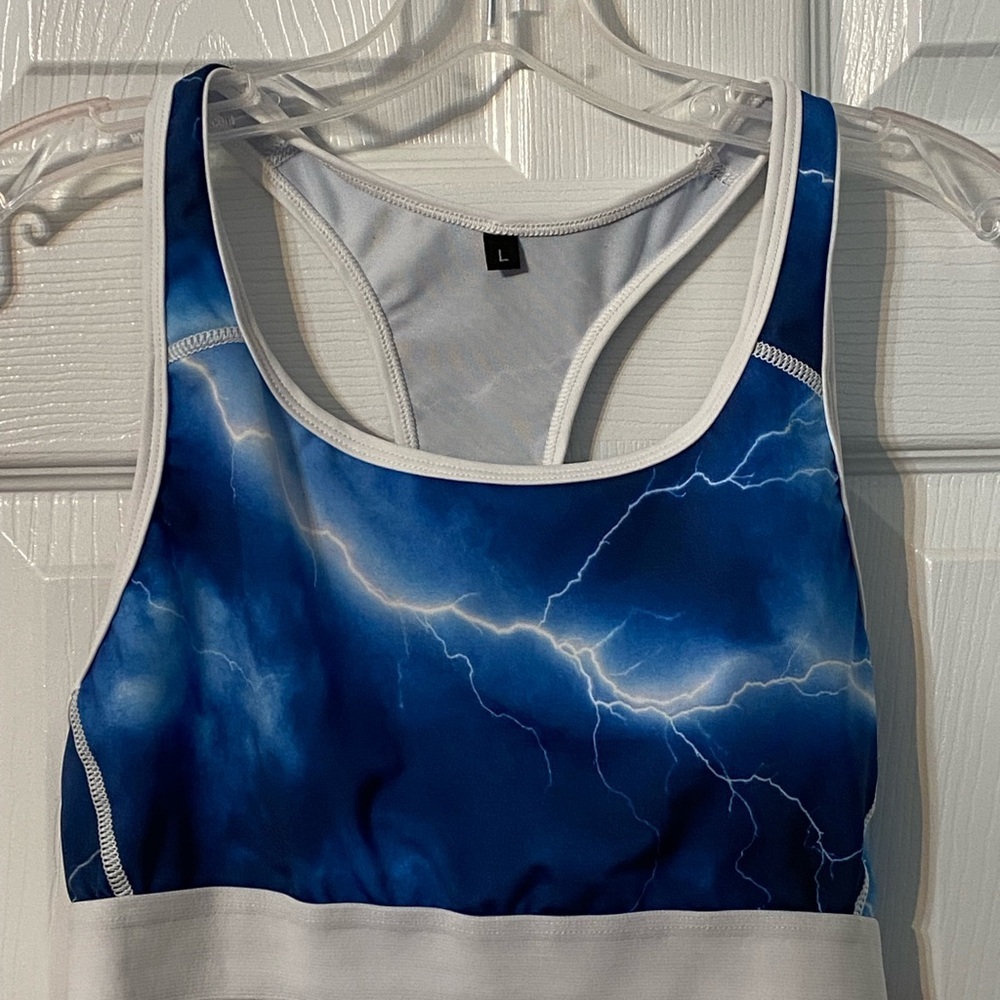 Tree tribe 3 piece Leggings Sports Bra Shorts  Blue & White Large Active Wear